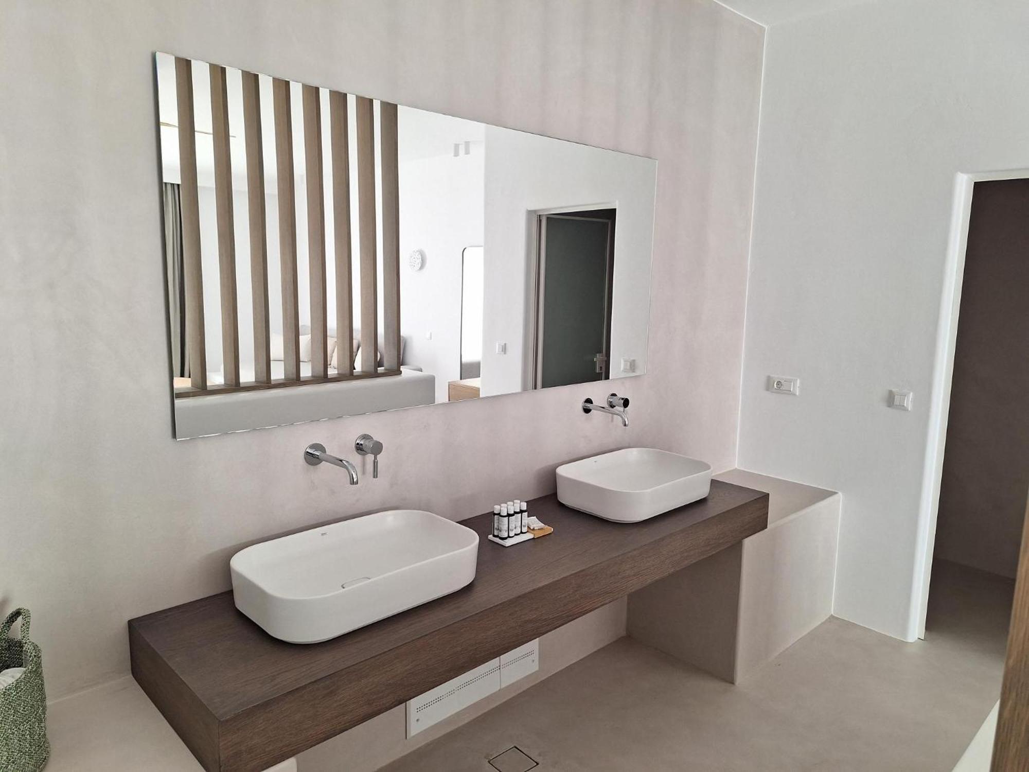 Muro Suites ออร์นอส ภายนอก รูปภาพ